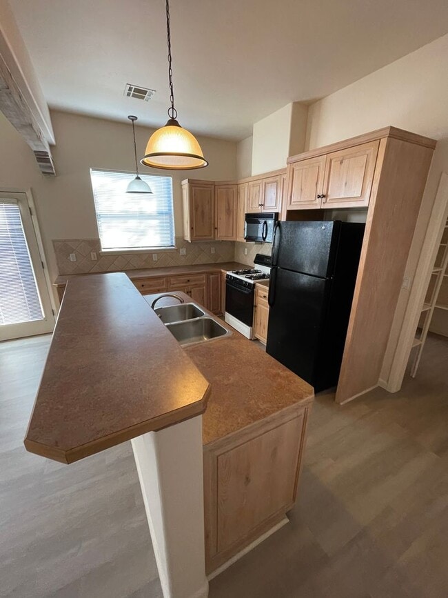 Photo - Beautiful 3 Bedroom/2.5 Bath w/ Office off...