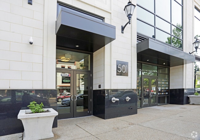 Photo - 501 H Street, NE