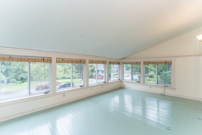 Photo - 710 Phillips Ave Unidad 710-2