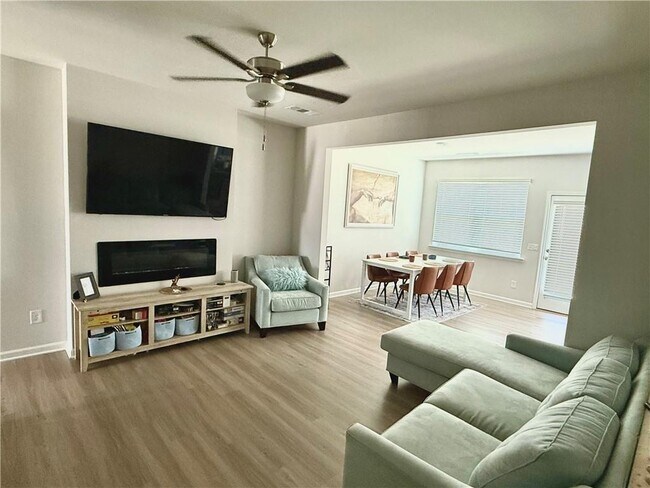 Photo - 268 Whitetail Cir