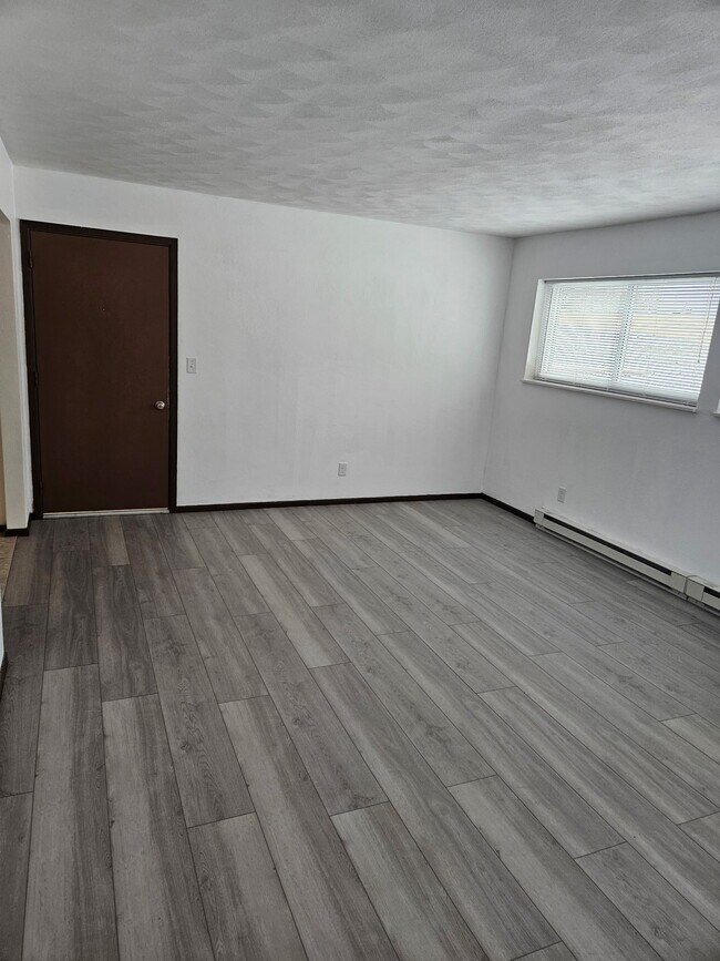 Photo - Woodridge Apartments- 1003 Unit 108