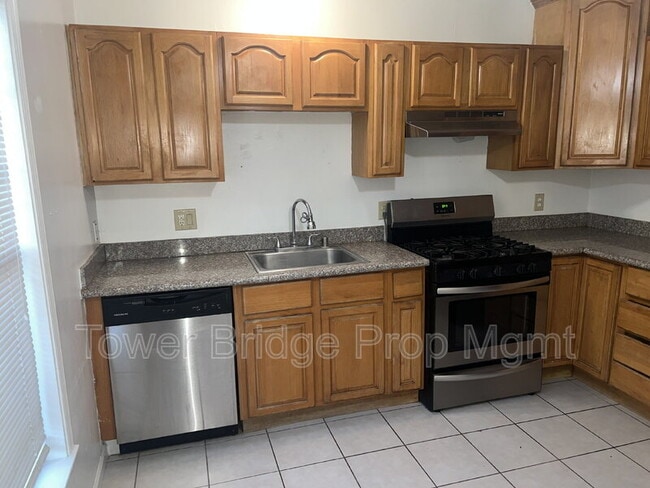 Photo - 2841 Taft St