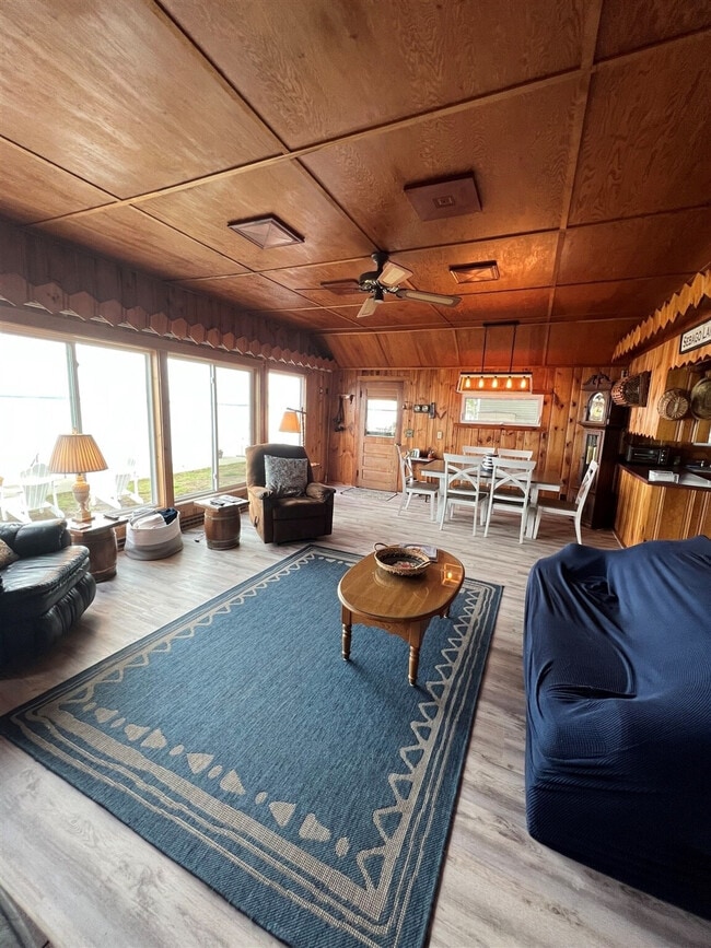 Photo - 9 Cross St Unit ID1255687P