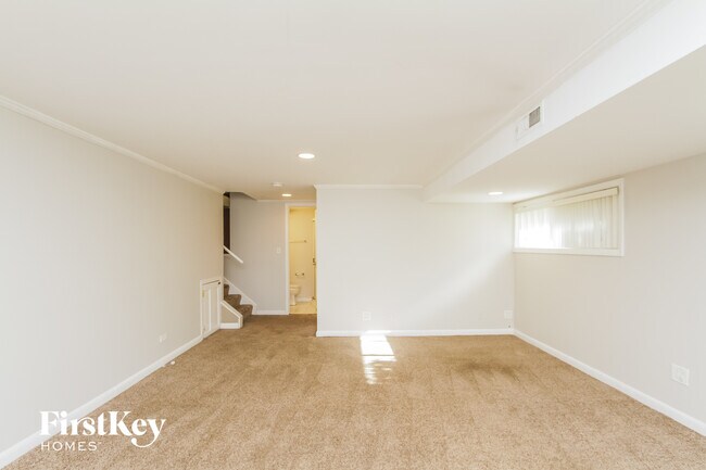 Photo - 46 N Highview Ave