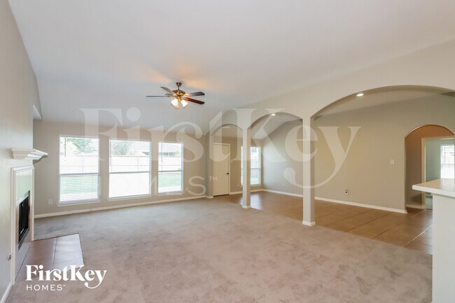 Photo - 8807 Rocky Knoll Ln