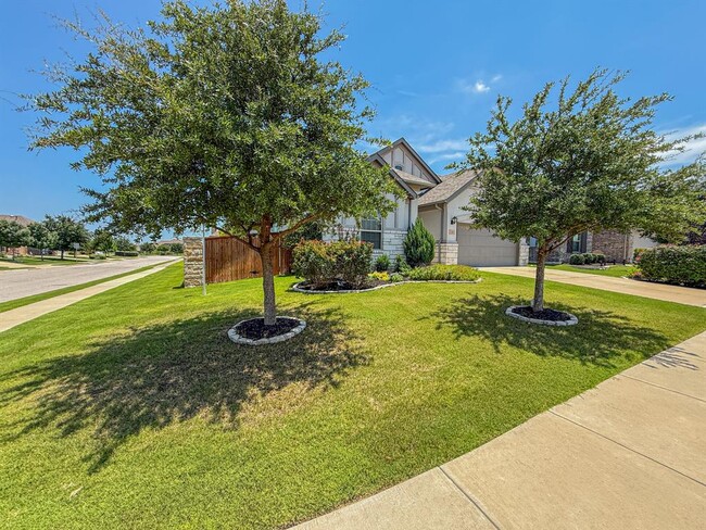 Photo - 128 Regents Ln