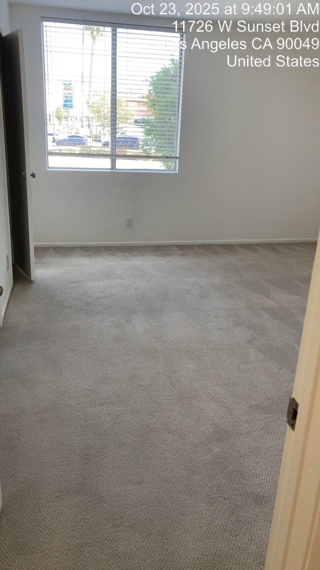 Photo - 11730 Sunset Blvd Unidad 215