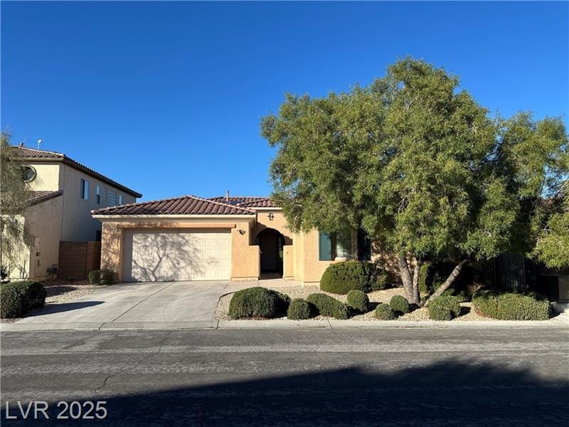 Photo - 7580 Townsville Ave