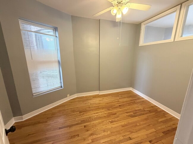 Photo - 3140 W Fulton Blvd