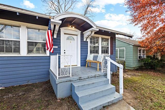 Building Photo - 1310 W Morton St