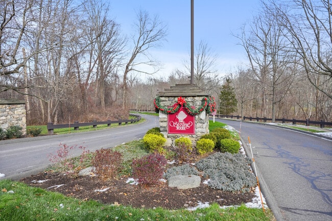 Building Photo - 1406 Pinnacle Way Unit 1406