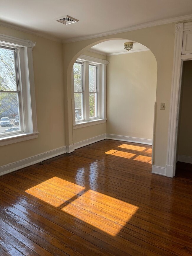 Photo - Newly Updated 3 bdrm/2 bath House Located ...