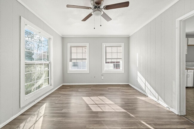 Photo - Cozy Home, Minutes from Texas Tech & Downt... Unidad Front