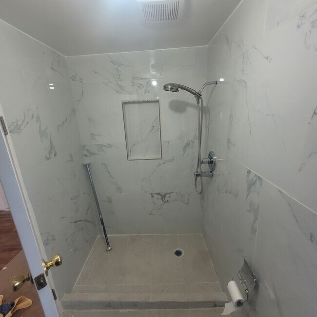 Photo - 914 Martin Luther King Jr Way