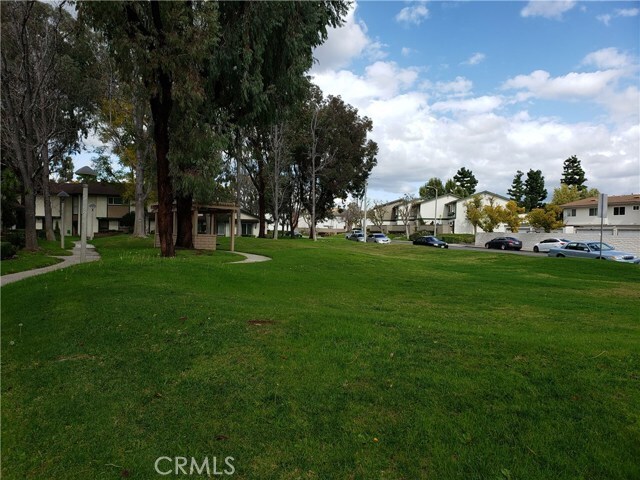 5511 Muir Dr