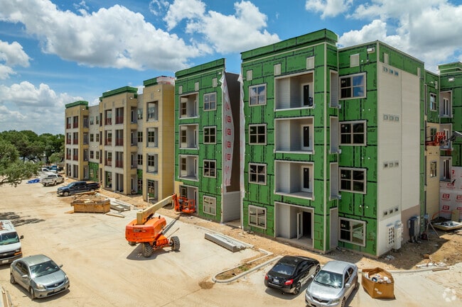 Building Photo - Emilia