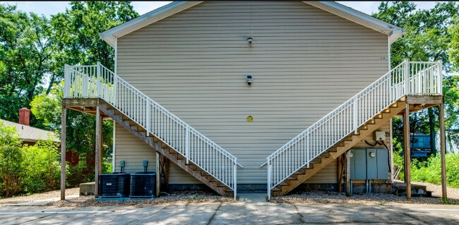 Photo - 1329 Nylic St