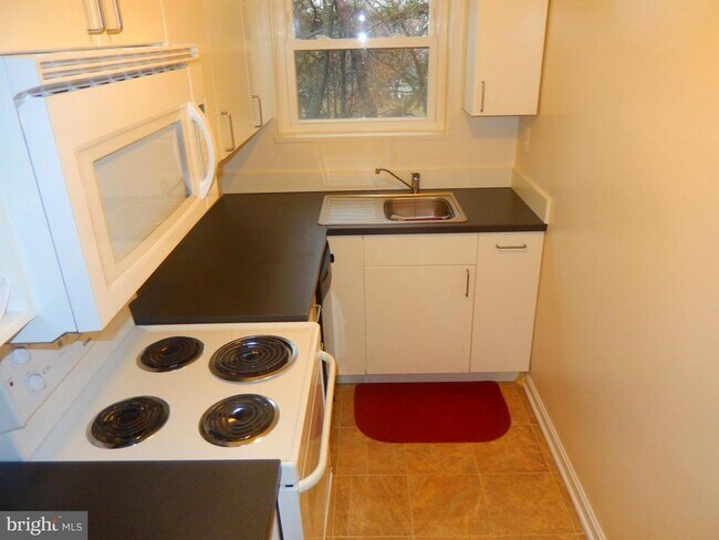 Photo - 3045 Patrick Henry Dr Unidad 301