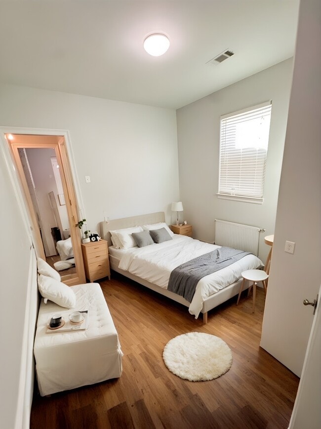 Photo - 7931 Olive St