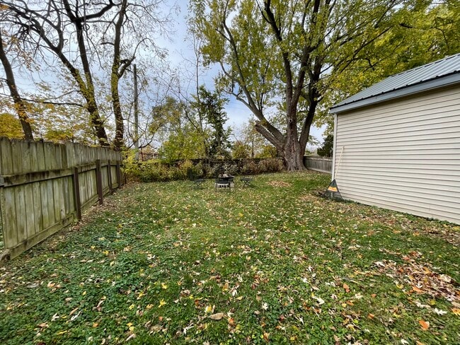 Photo - 3489 Hargrove St