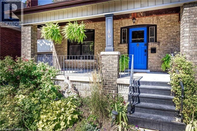 Photo - 46 Tisdale St S