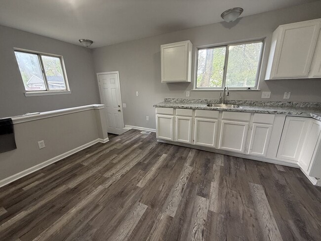 Photo - Quaint 3 bedroom Warren home