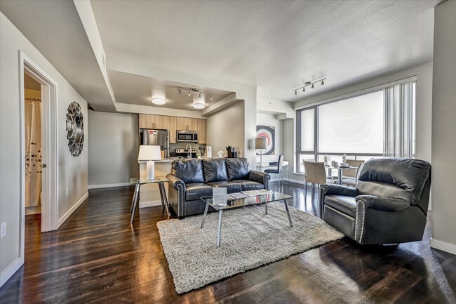 Building Photo - 77 N Almaden Ave Unit SI ID1039871P