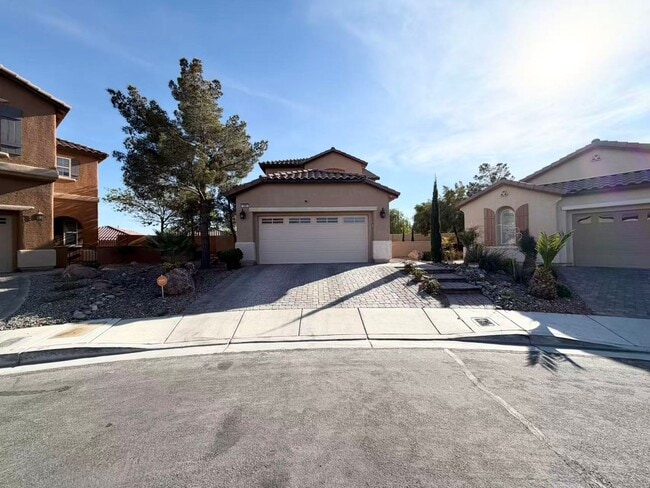 Building Photo - Wonderful 2 story single house located in Summerlin