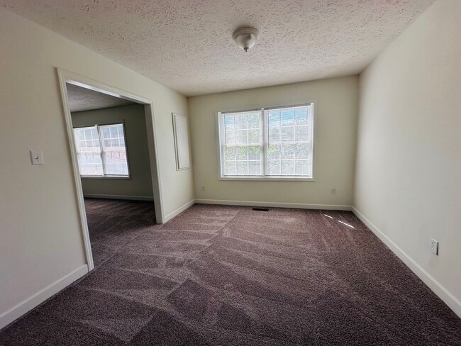 Photo - 3 Bedroom 2 Bath Duplex House