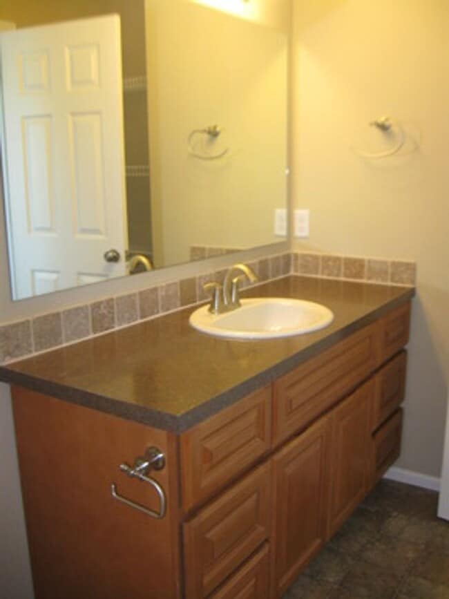Photo - 2153 Siddle St Unit 103