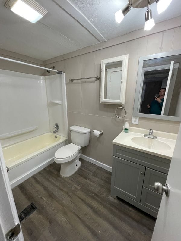 Photo - 4835 Straight Gut Rd