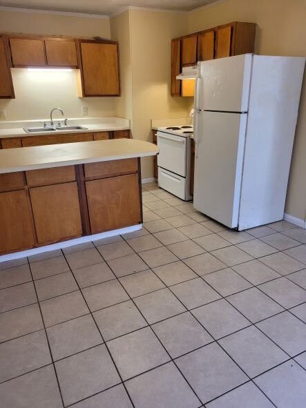 Photo - 3903 Monterey Dr