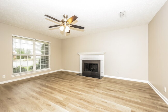 Photo - 2115 Cason Trail