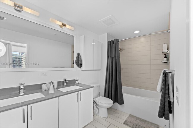 Photo - 999 SW 1st Ave Unit 3304