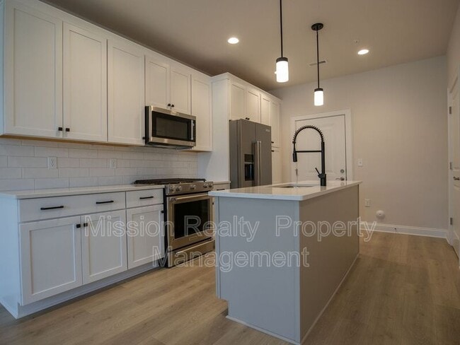 Photo - 1724 Old Brick Rd Unit A