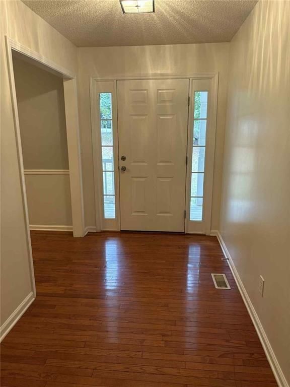 Photo - 68 Lancaster Way