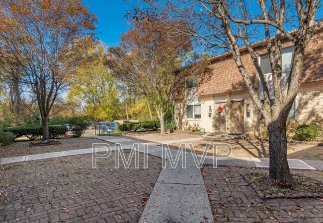 Photo - 7276 Broadwyn Dr