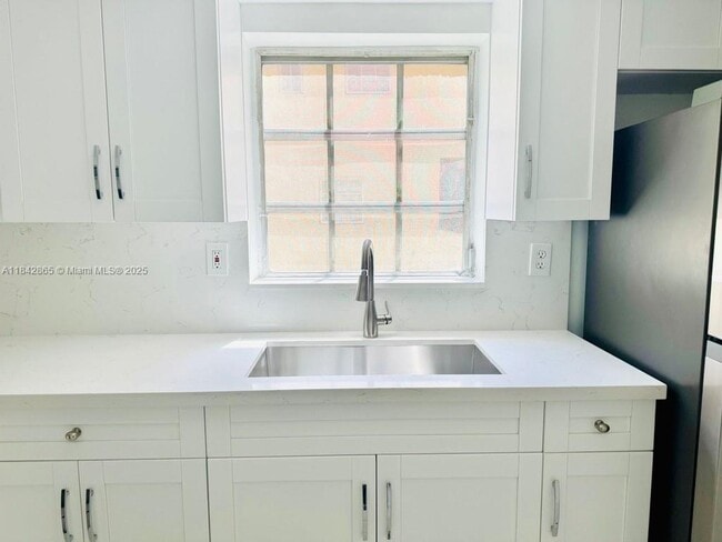 Photo - 10901 N Kendall Dr Unit 212