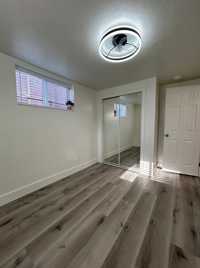 Photo - 237 W Ardmore Pl Unit Downstairs