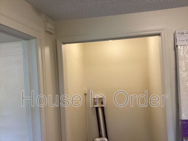 Photo - 510 5th Ave E