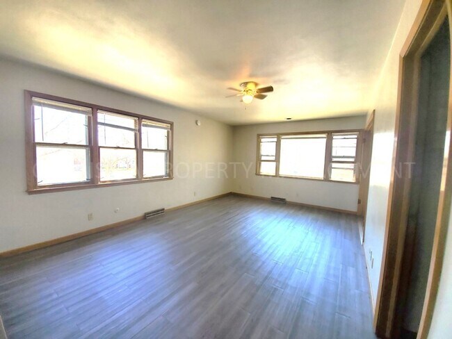 Photo - 512 W 16th St Unit 512 W 16th Street #3