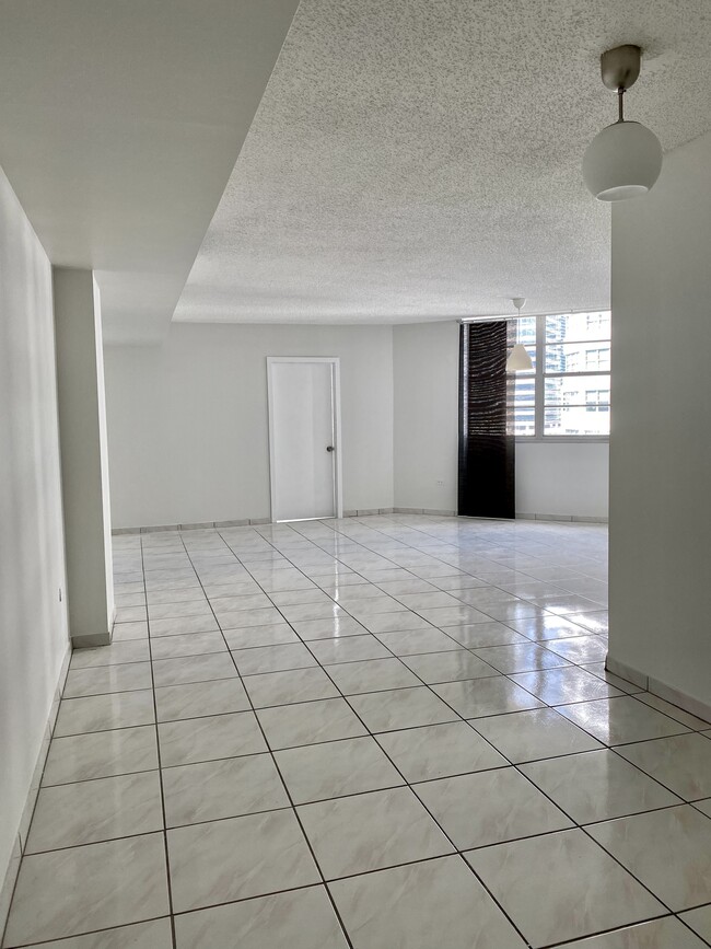 Photo - 999 Brickell Bay Dr Unit 1107