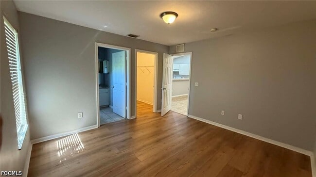 Photo - 4444 29th St SW
