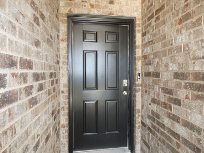 3810 Hawks Landing Cir