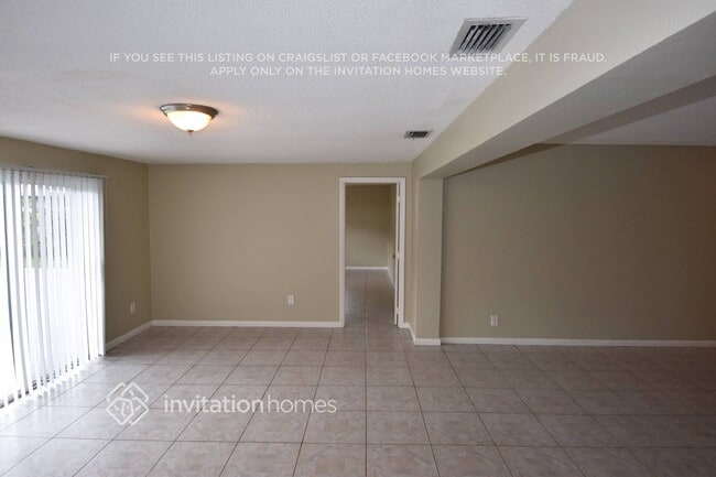 Photo - 250 SW 12th Ave