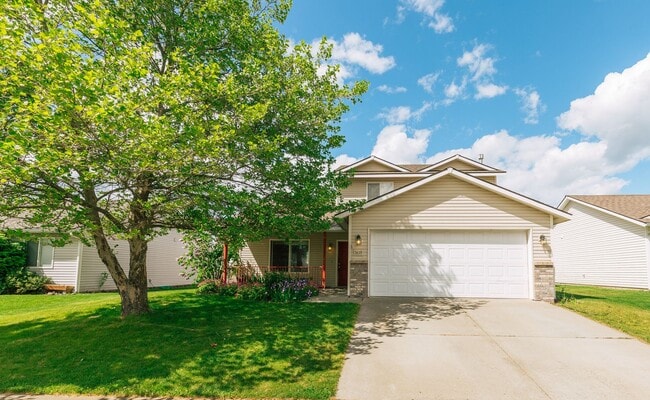 Home In the Landings - Home In the Landings