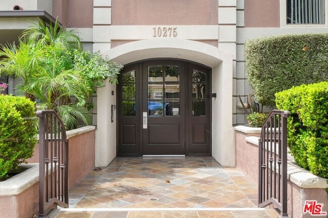 Photo - 10275 Missouri Ave Unidad 303