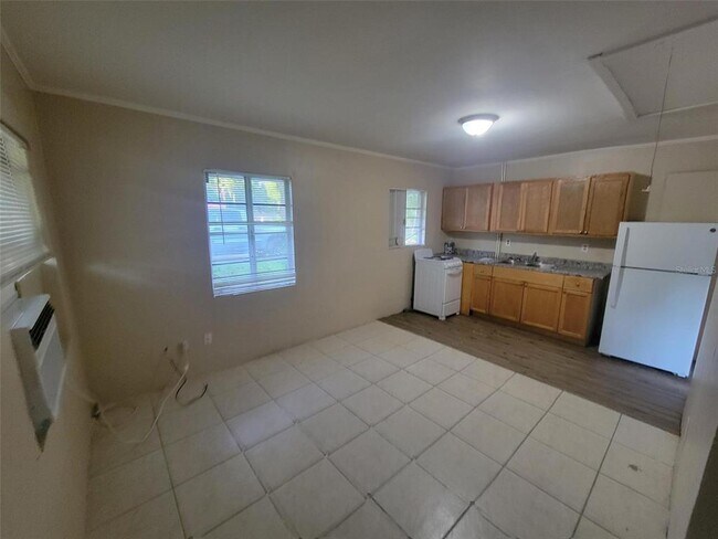729 E Carolina Ave