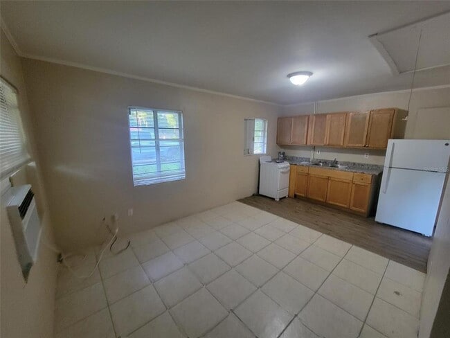 Photo - 729 E Carolina Ave