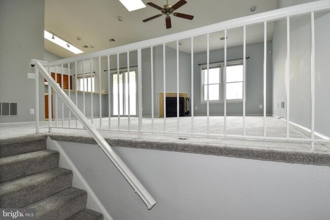 4056 Grays Pointe Ct